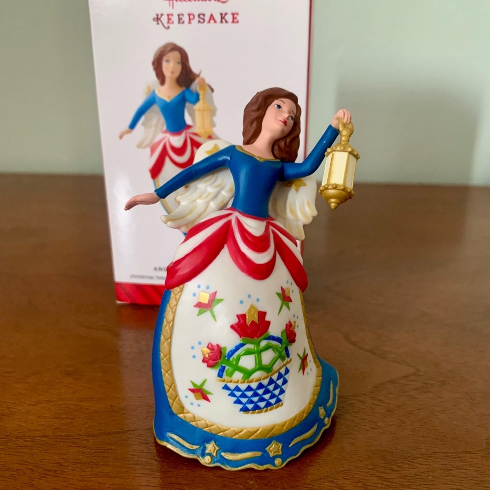 Hallmark Keepsake Angels Around the World 2014 - America NEW IN BOX - Picture 5 of 8
